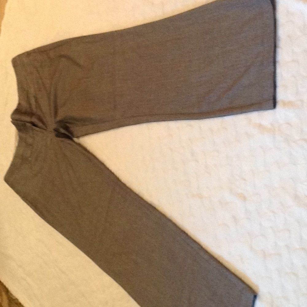 Ladies tweed type pants in size 3 from Studio Y
